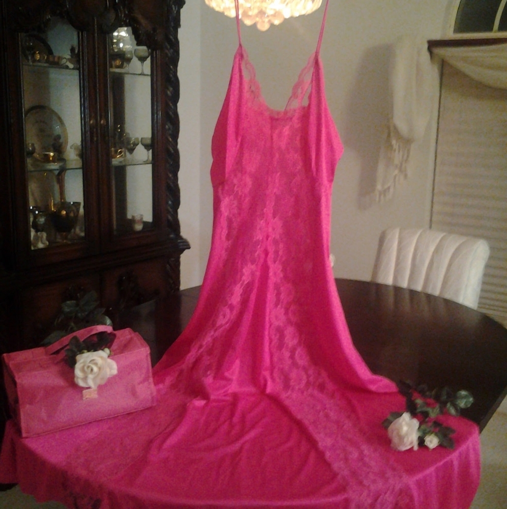 NEW VTG VAL MODE HOT PINK SEXY GOWN LACE FRONT MED